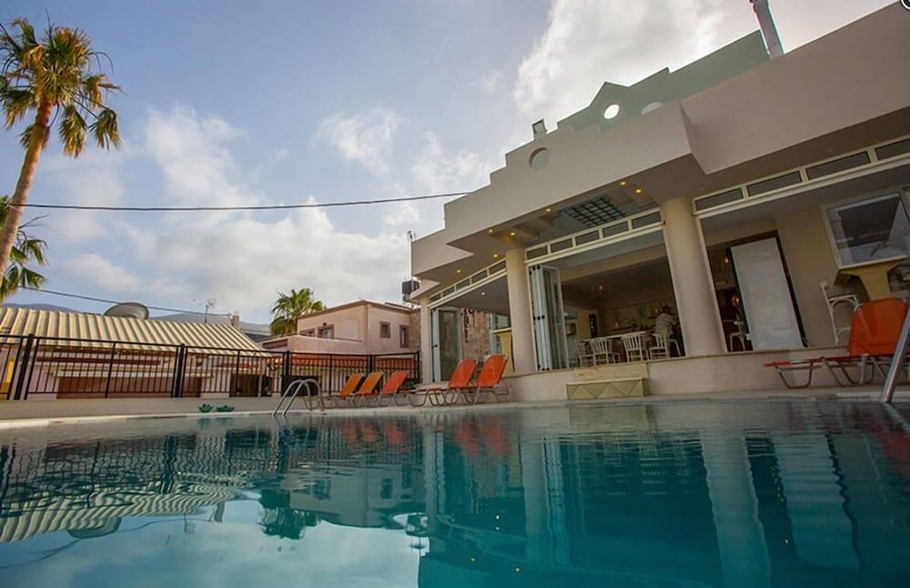 Malia Central Apartments ภายนอก รูปภาพ