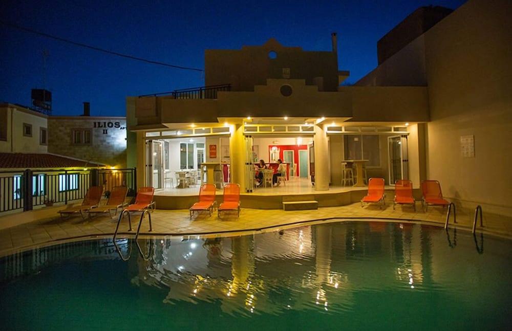 Malia Central Apartments ภายนอก รูปภาพ
